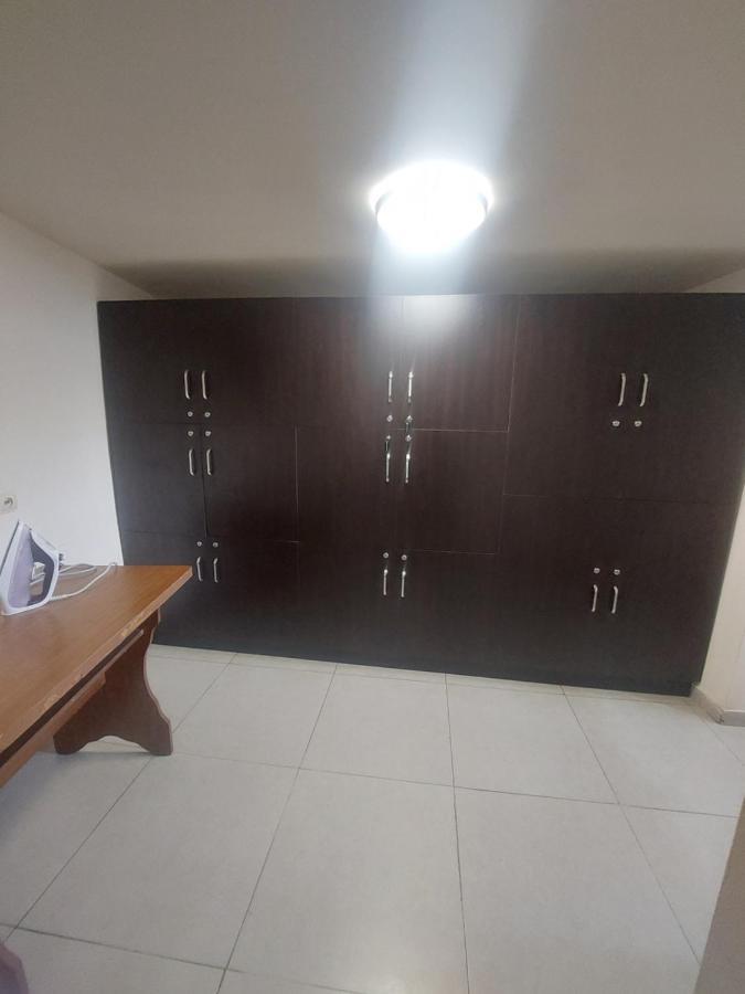 Rp Hotel- Hostel Jerevan Buitenkant foto