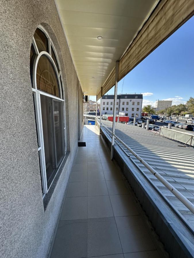 Rp Hotel- Hostel Jerevan Buitenkant foto