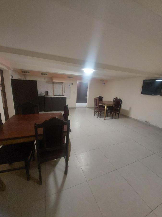 Rp Hotel- Hostel Jerevan Buitenkant foto