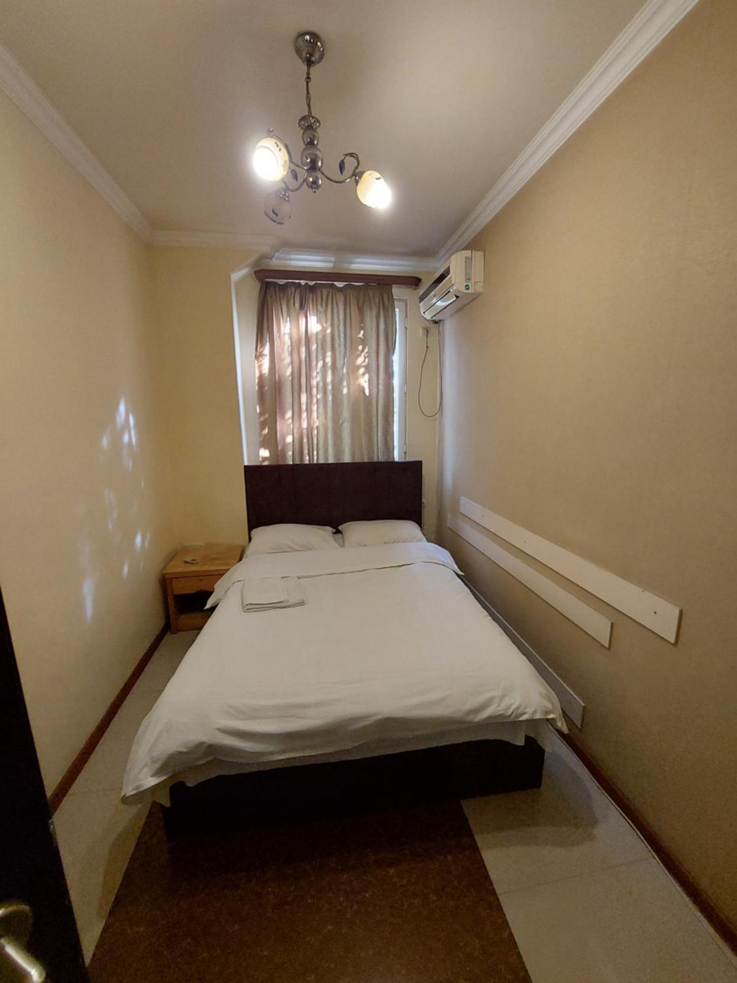 Rp Hotel- Hostel Jerevan Buitenkant foto