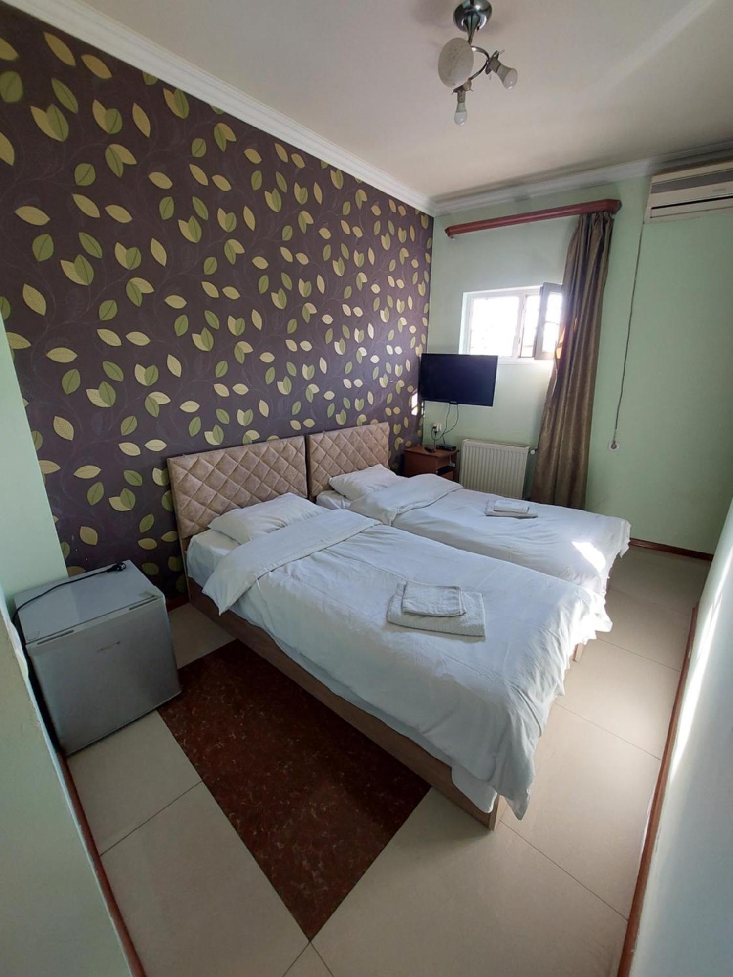 Rp Hotel- Hostel Jerevan Buitenkant foto